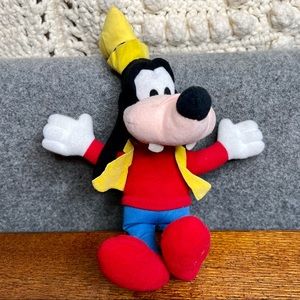 Vintage 1980’s Playskool Goofy Plush